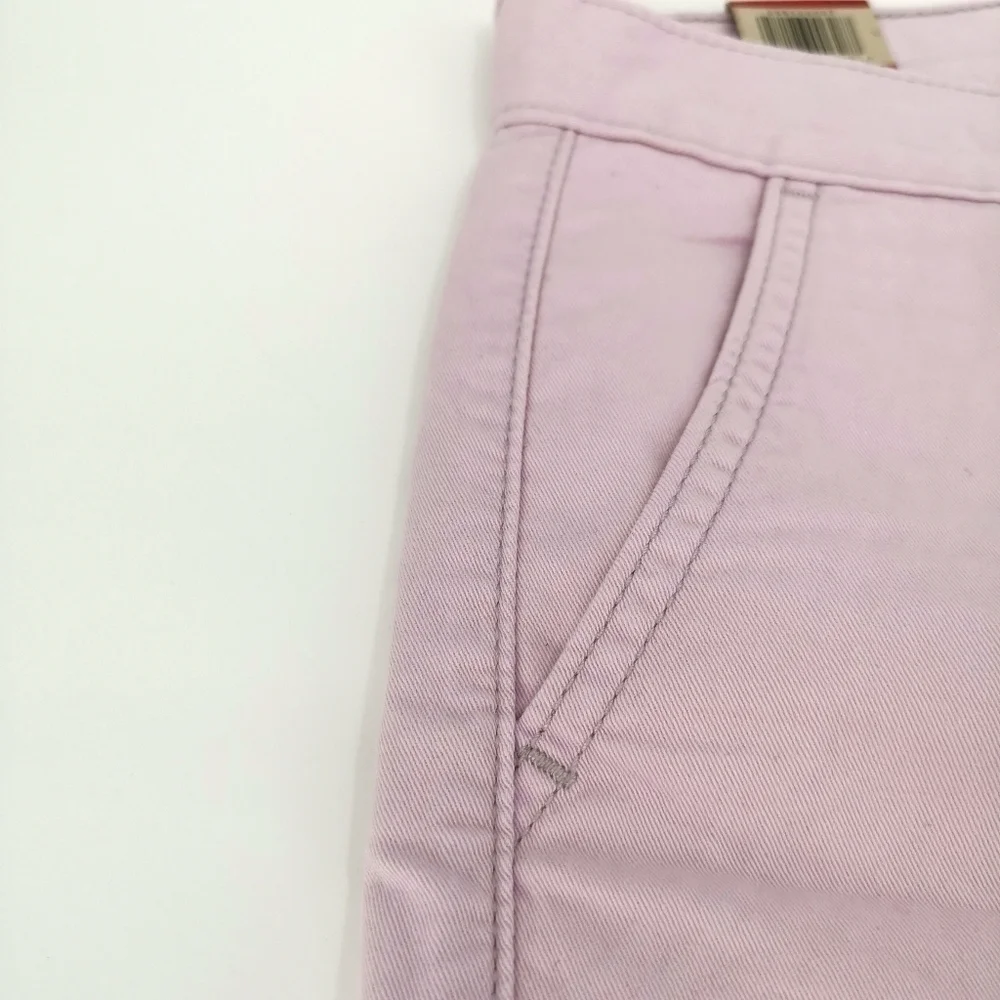 Levi's NWT Women's 29 Pink Cotton Classic Shorts - Picture 4 of 16